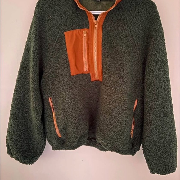 Women's Green and Orange Fleece Jacket - Picture 5 of 5